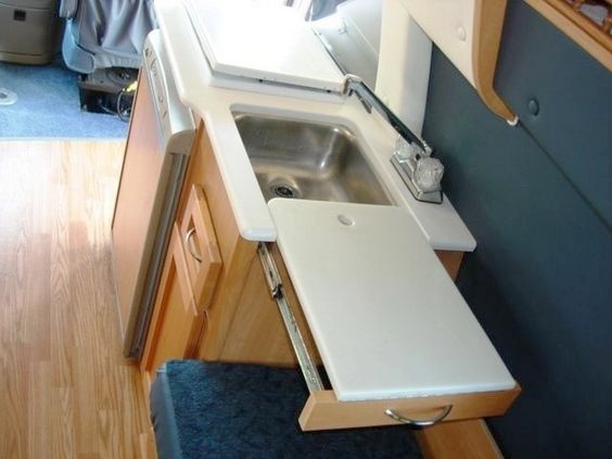 sürgülü evye ve kesme tahası karavan için